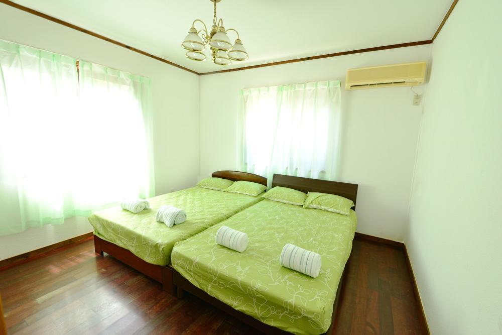Pension Nagisa Мотобу Экстерьер фото